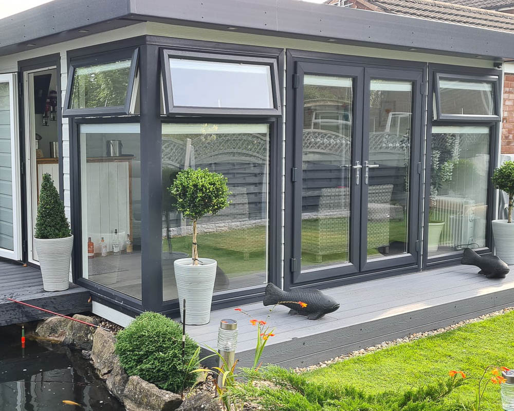Example of the exterior finishes offered by Cosy Garden Rooms
