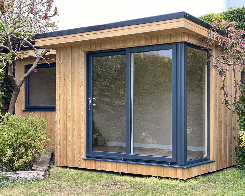 Example of an art and craft studio by AMC Garden Rooms